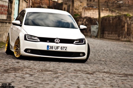 yeni volkswagen jetta